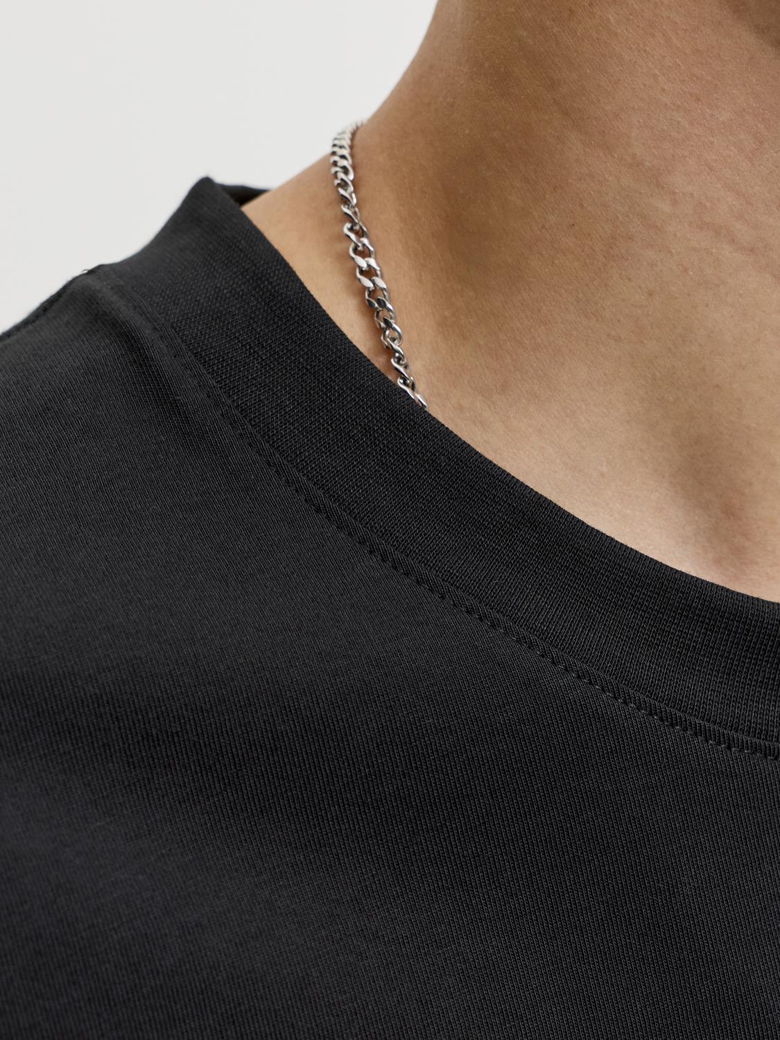 model_shot-detail